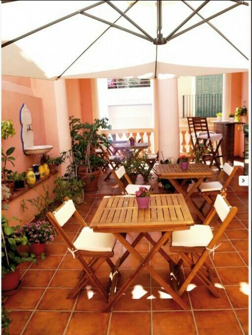 Hostal Parellades Ситжес Екстериор снимка